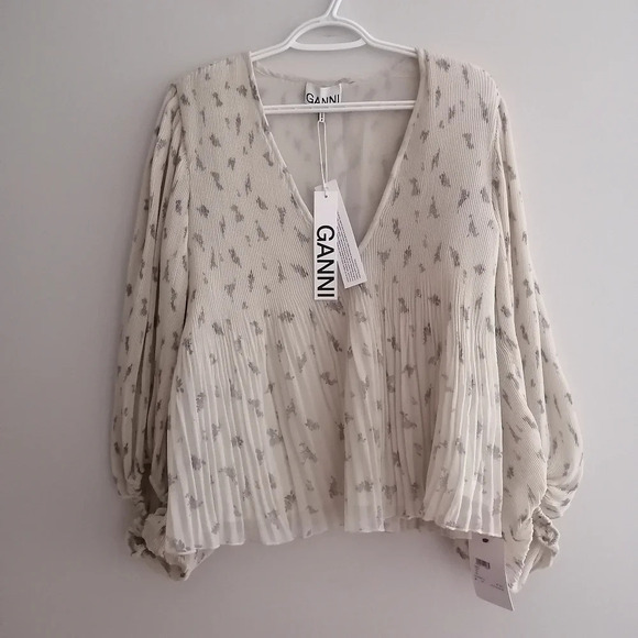 NWT Ganni Pleated Georgette Floral V-Neck Blouse with Balloon Sleeves 40 (8 US) - Picture 7 of 16